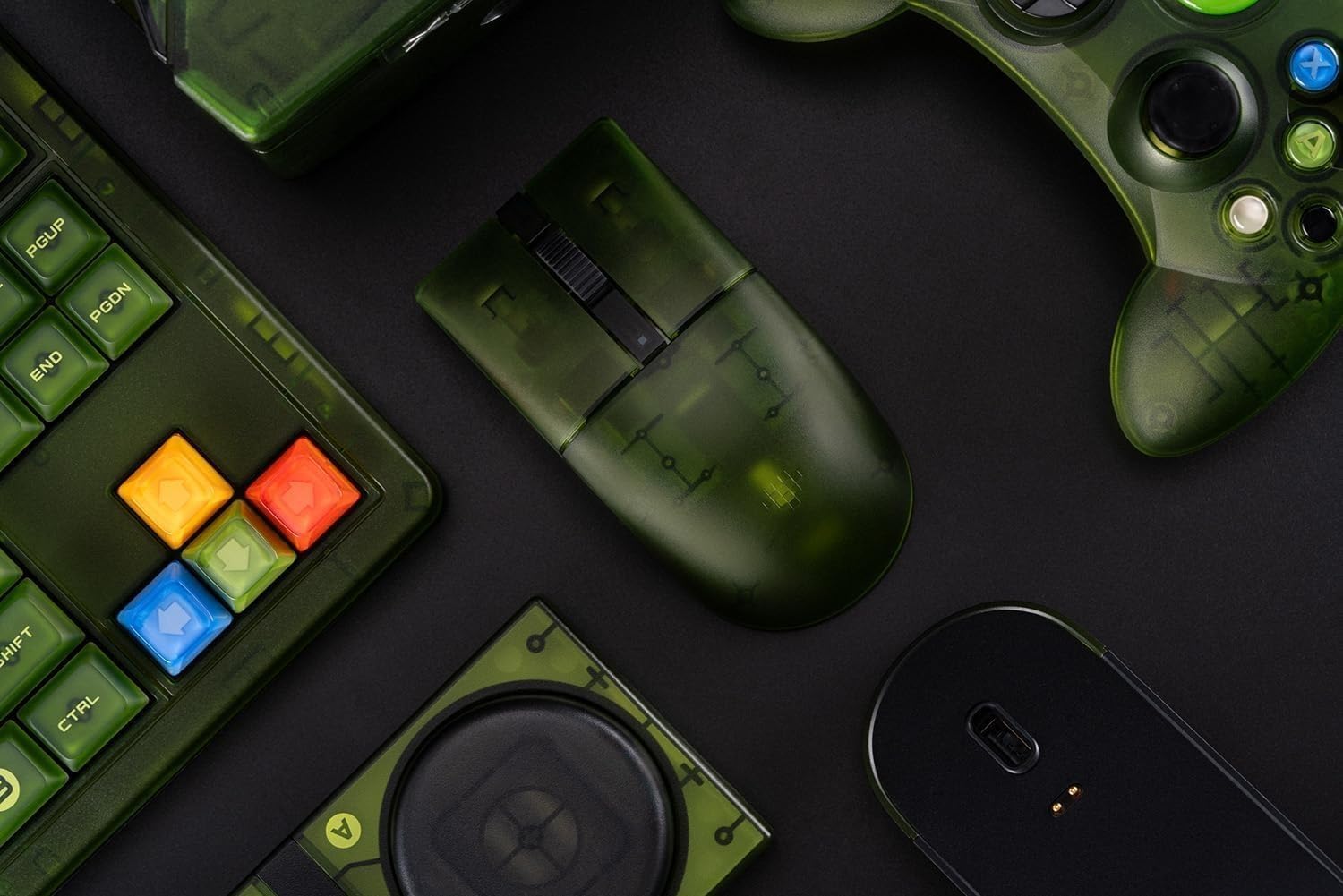 8BitDo Retro R8 Mouse with PAW 3395 Optical Sensor DPI 26K, Wireless 4K Polling Mouse with Charging Dock, Programmable Buttons, and Kailh Sword GM X Micro Switches - Xbox Edition(Officially Licensed)
