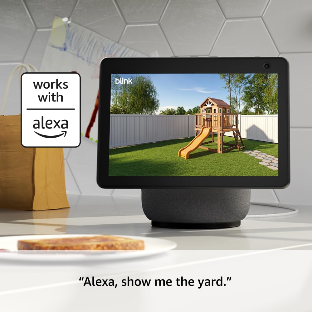 Blink Outdoor 4 – Wireless smart security camera, two-year battery life, 1080p HD day and infrared night live view, two-way talk. Sync Module Core included – 1 camera system