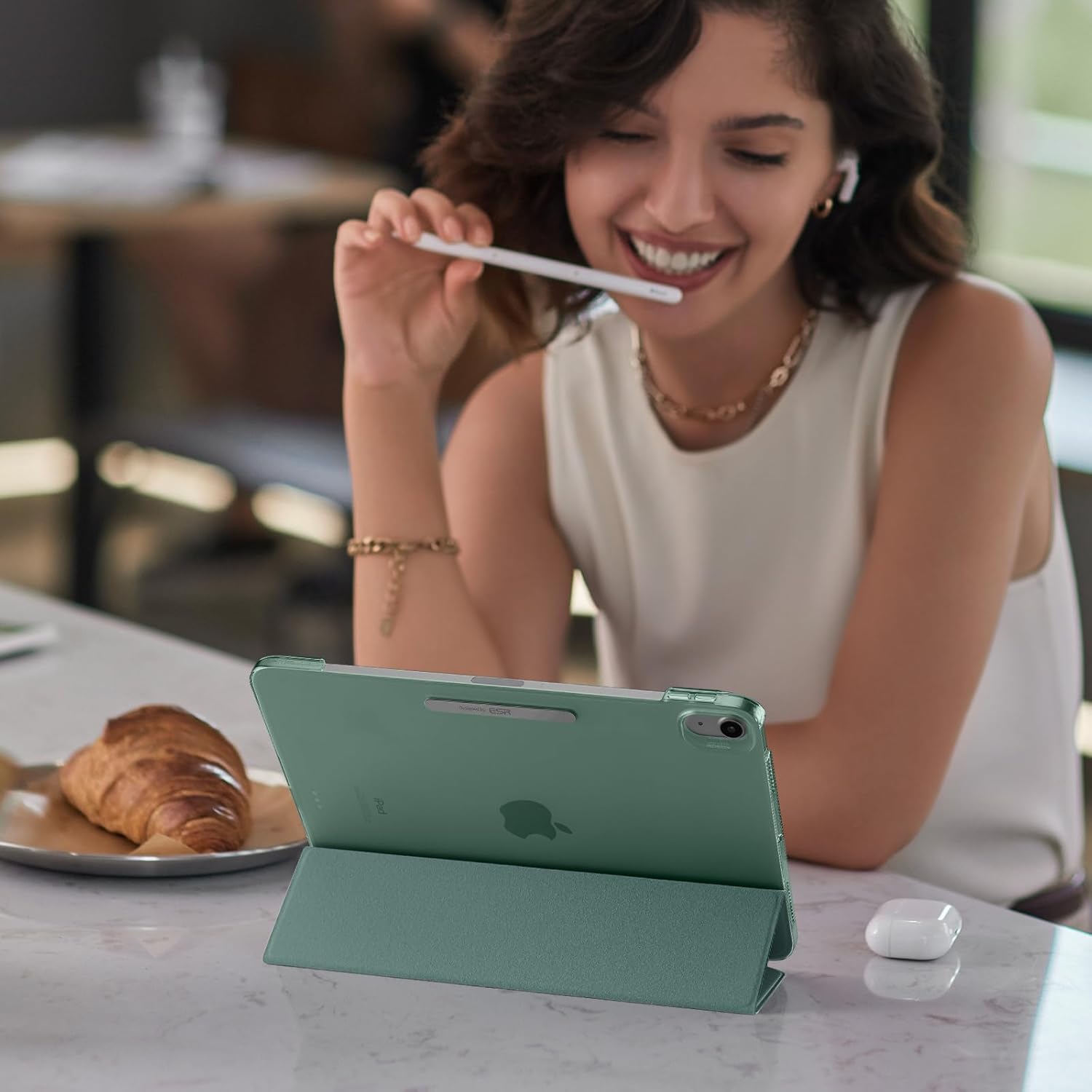 ESR for iPad Air 11 Inch Case M3/M2, iPad Air 7th/6th/5th/4th Gen Case (2025/2024/2022/2020) 10.9 Inch, Trifold Smart Case, Auto Sleep and Wake, Slim and Lightweight, Green