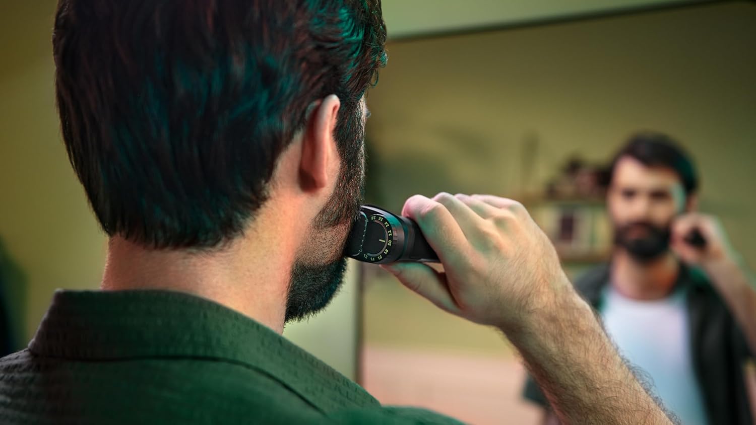 Philips Norelco Multigroom Series 9000-21 Piece Men's Grooming Kit for Beard, Body, face, Nose, Ear Hair Trimmer w/Premium Storage case, MG9510/60