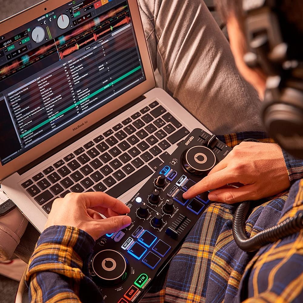 Hercules DJControl Starlight – Portable USB DJ Controller - 2 tracks with 8 pads and sound card - Serato DJ Lite included