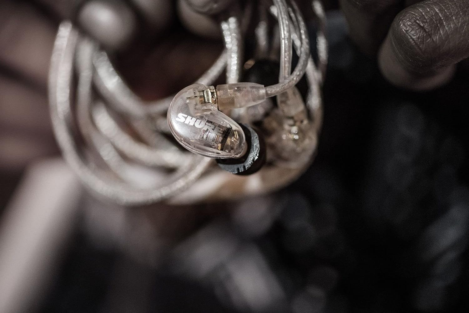 Shure SE215-CL Wired in- Ear Earphone Without Mic (Clear)