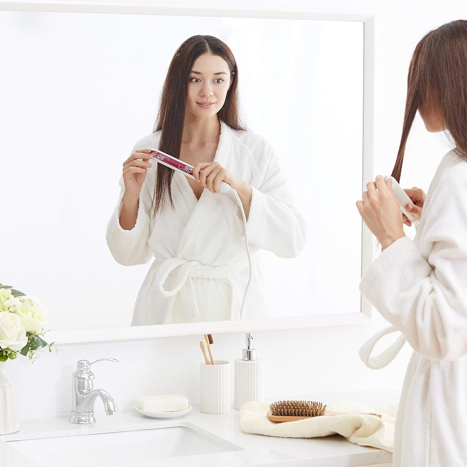 amazon basics Hair Straightener (ABHSTPR2026) with Ion Function, Ceramic Coated Plates and Temperature Control