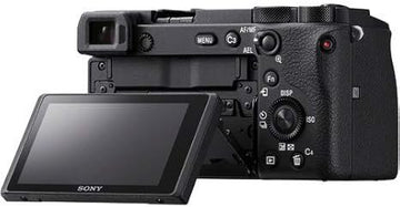 Sony a6600 Mirrorless Camera with Sony E 18-135mm f/3.5-5.6 OSS Lens + 2pc 64GB Memory Cards(Sealed Pack)