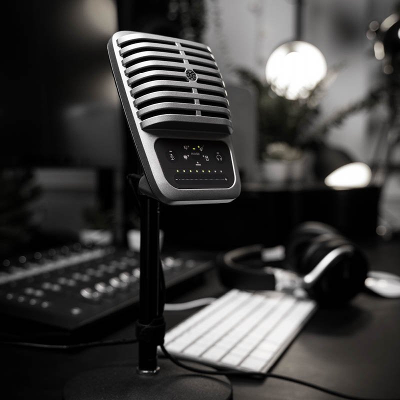 SHURE MV51-A Digital Large Diaphragm Condenser Microphone (Black)
