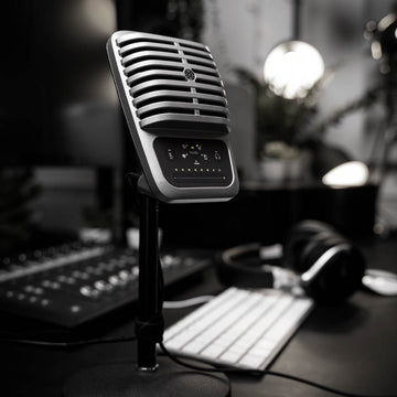 SHURE MV51-A Digital Large Diaphragm Condenser Microphone (Black)